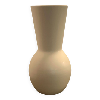 Ceramic vase