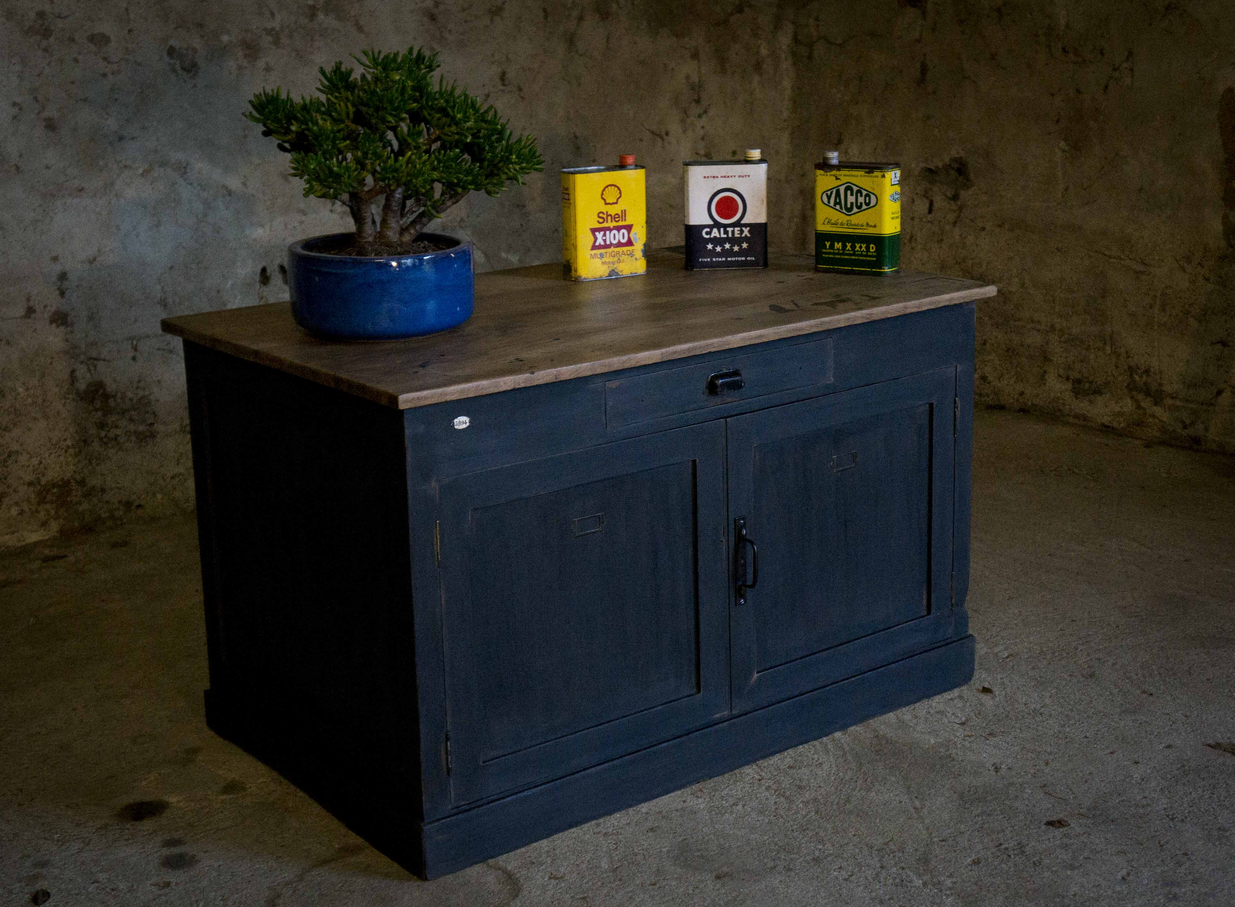 Piece of furniture by trade