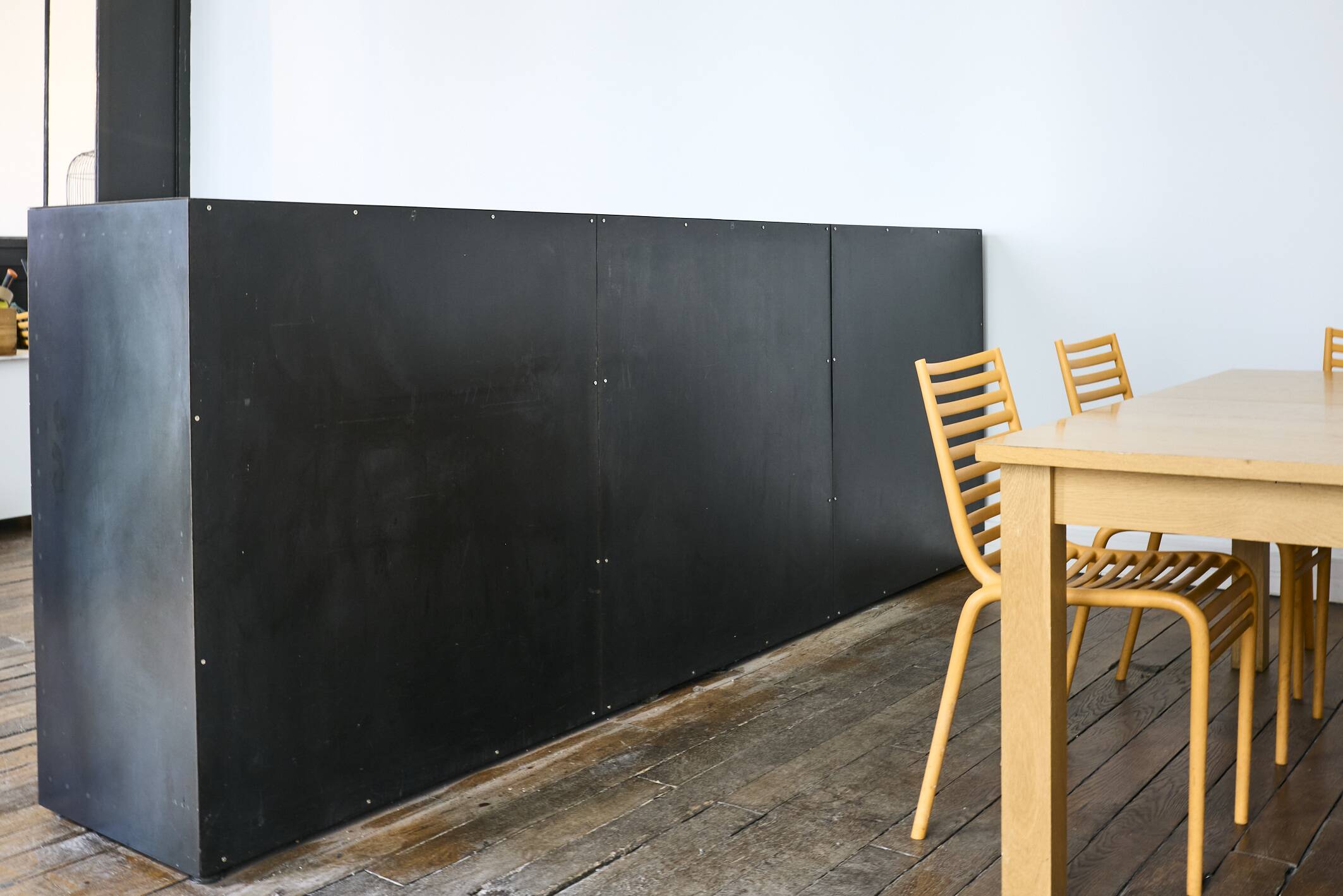 Large patinated steel sideboard, unique piece, designer Franck Robichez (1944)