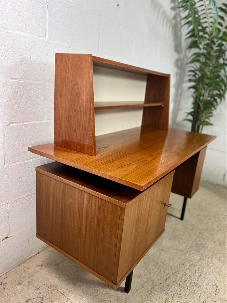 Vintage wooden desk with bleacher on the side