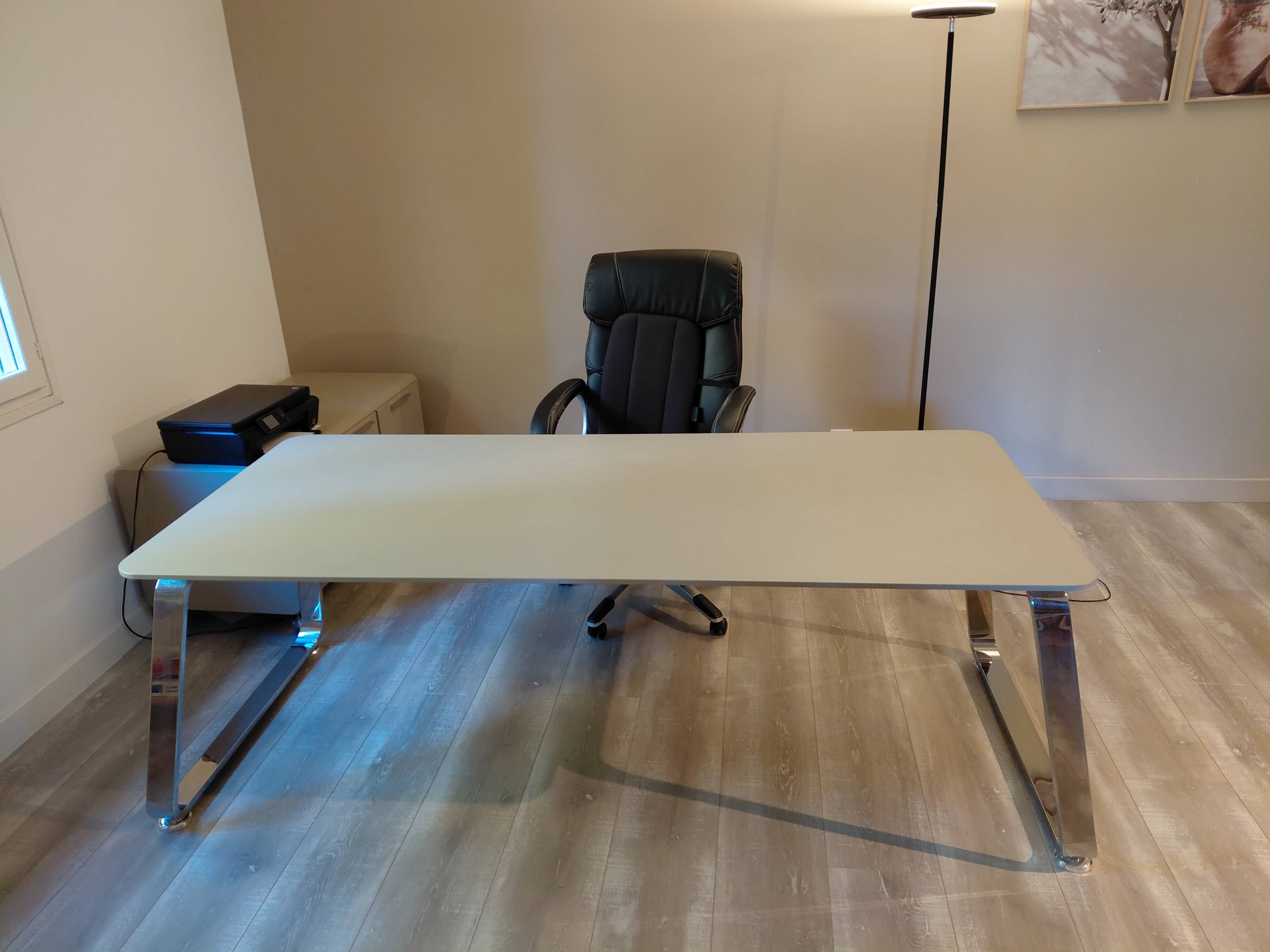 Seventies management desk in Stone Grey finish with chrome structure +