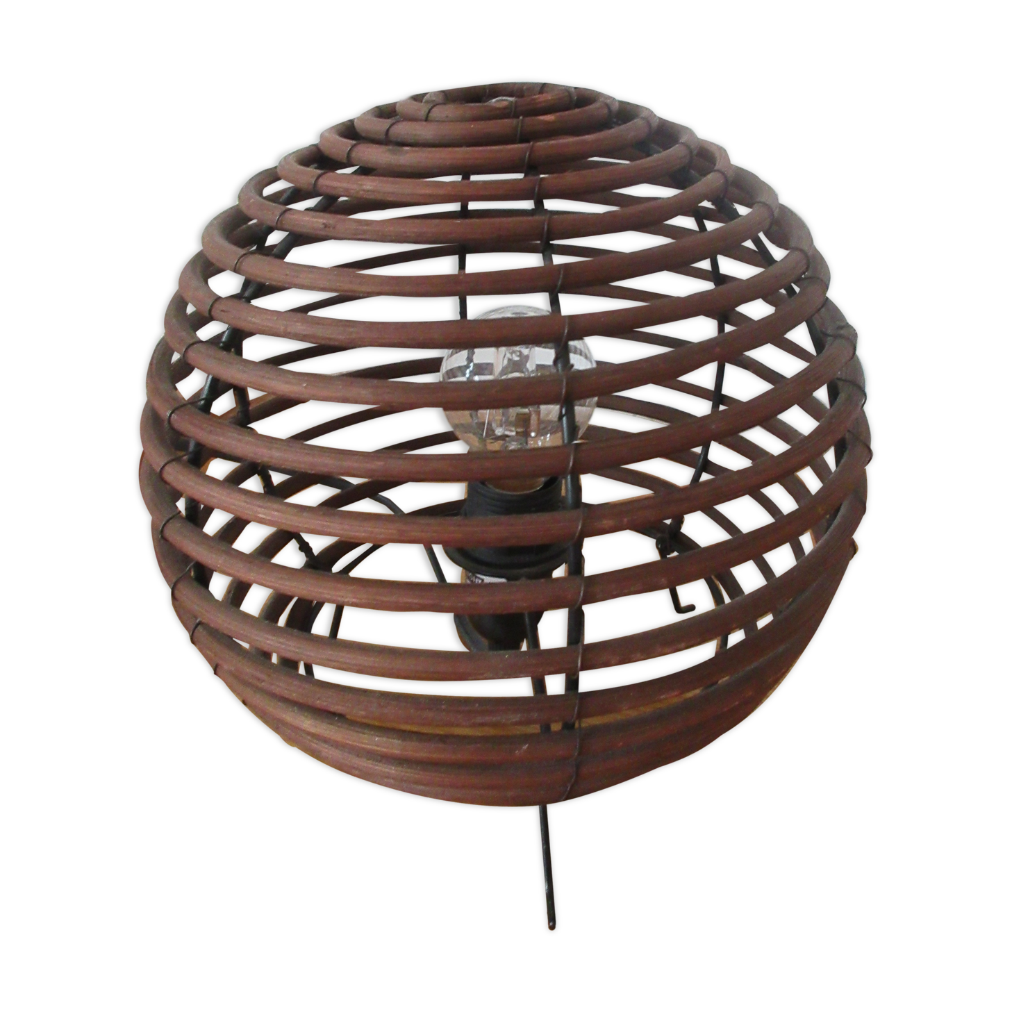 Vintage wicker ball lamp