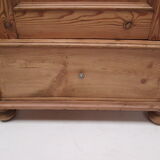 Danish bonnetière 19th in pine