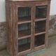 Armoire ancienne vitrée en bois avec fond métal