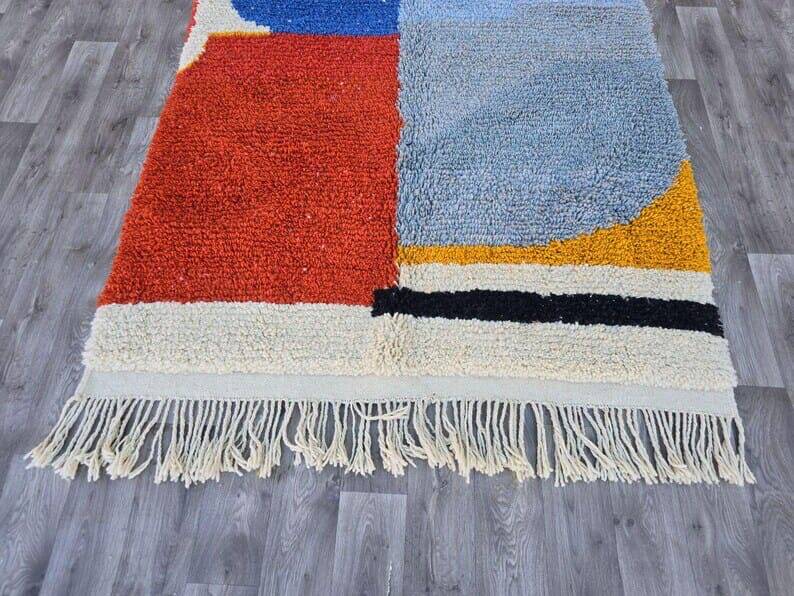 Handmade pure wool Moroccan rug size 140 x 260 cm