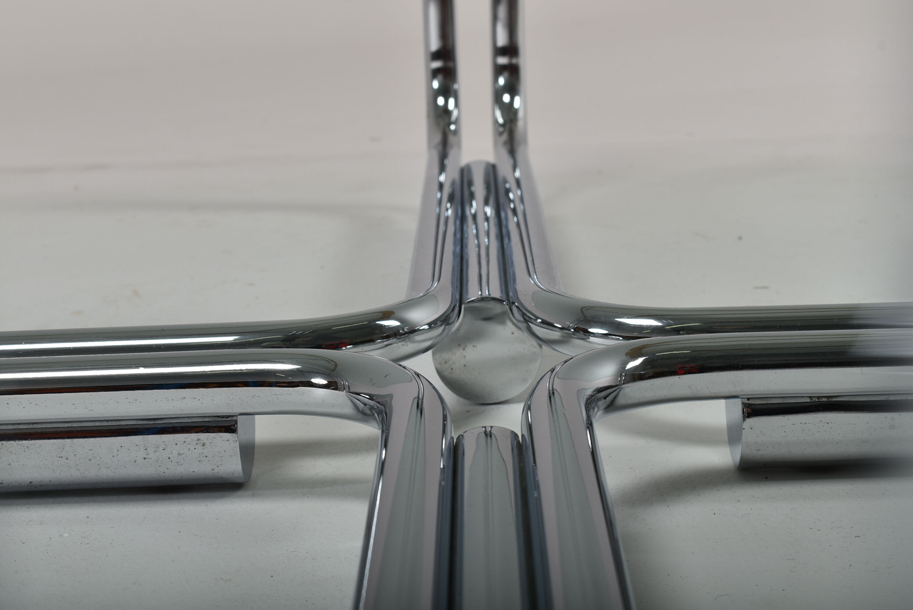 Coffee table Cassina Gianfranco Frattini model 784