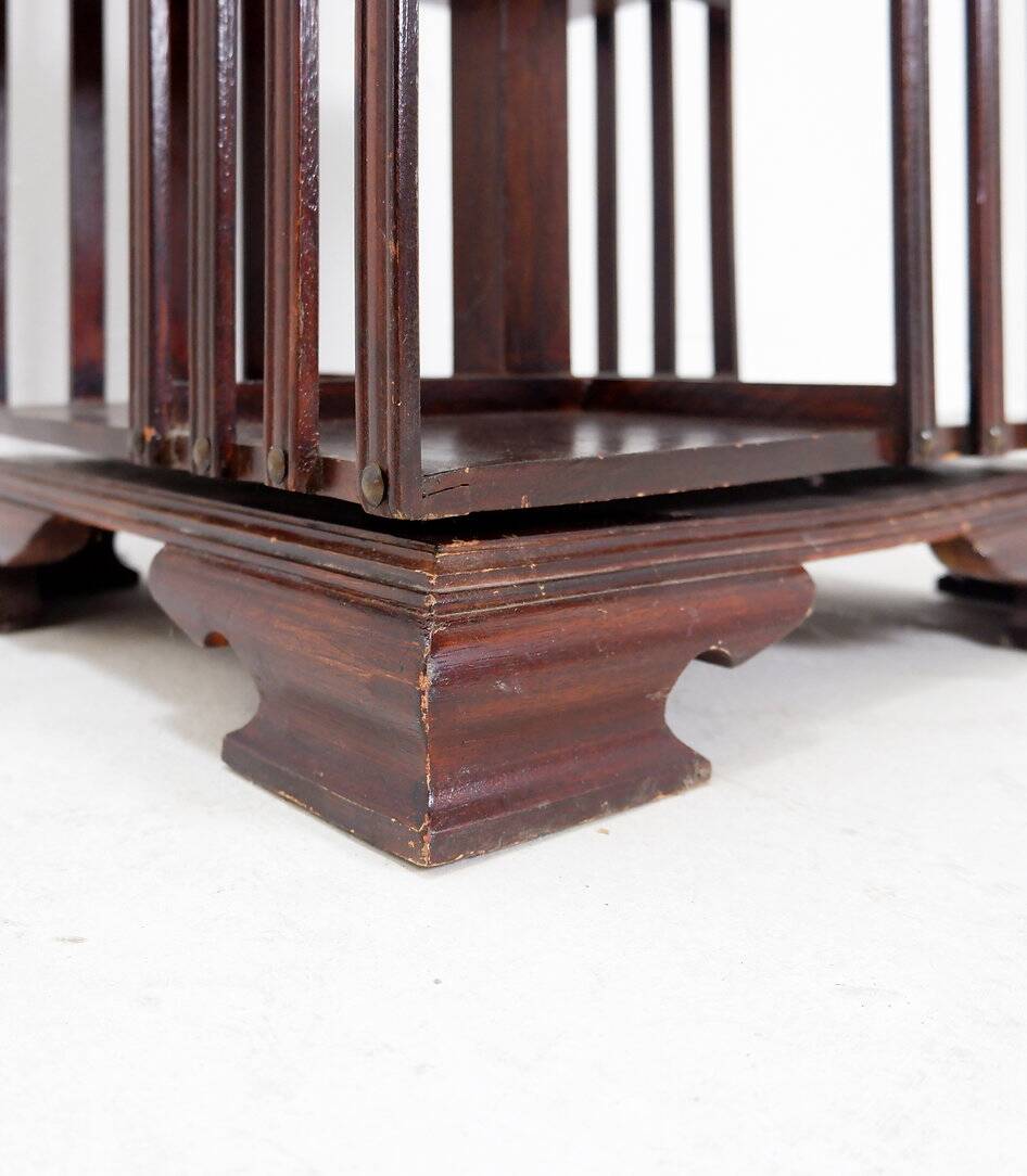 Table d'appoint en bois dur et bibliothèque tournante Vintage Sheraton Revival