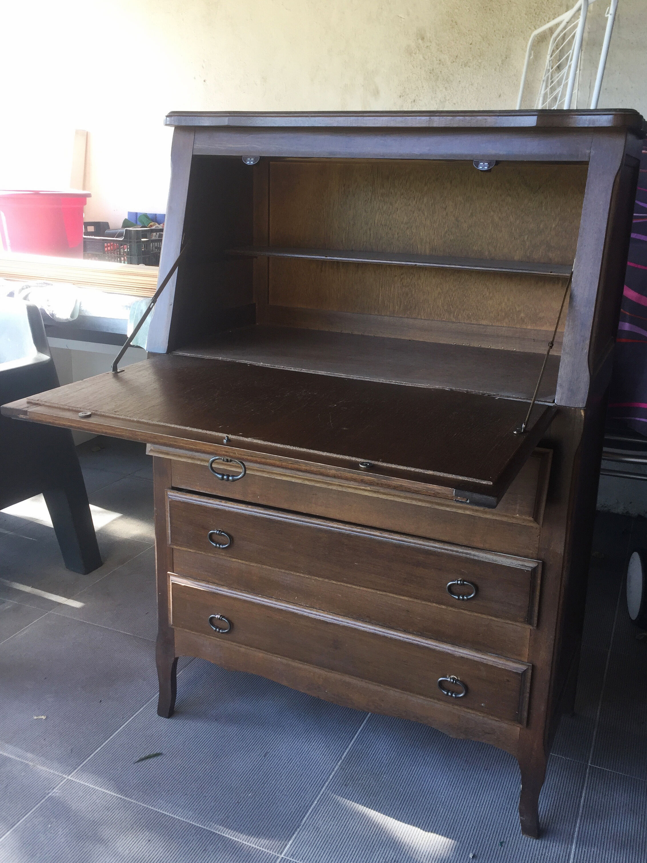Secrétaire en bois plaqué