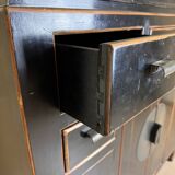 Chinese chest of drawers in black and gold lacquer