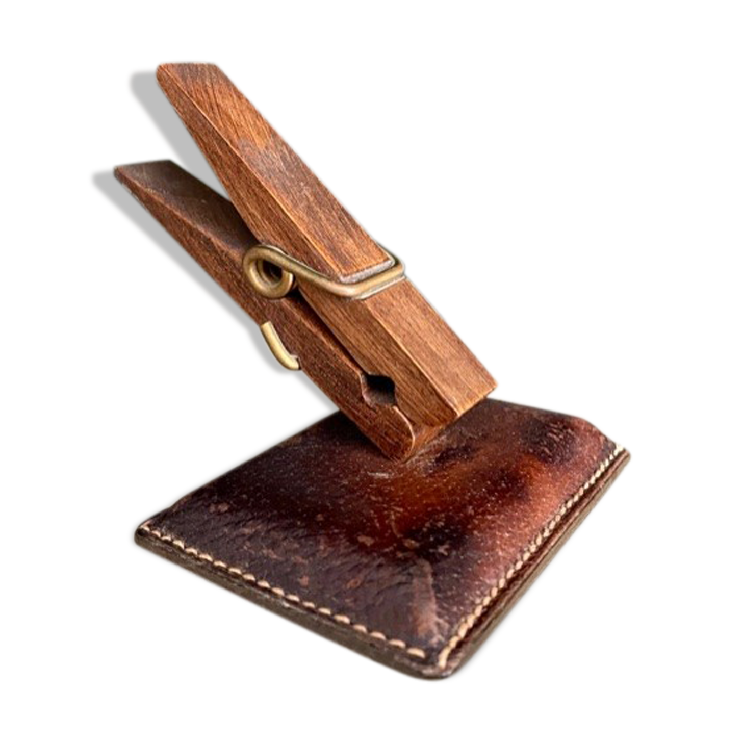 Gucci 1950 paper press