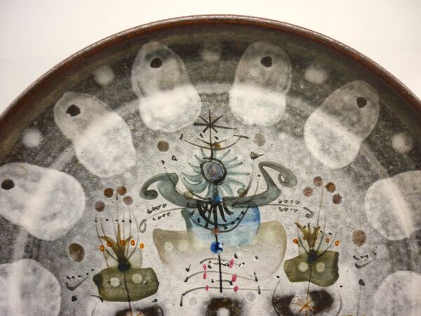 Assiette en céramique émaillée, signée André L'Helguen, design années 50/60