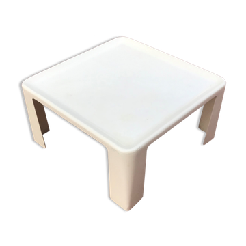Amanta table by Mario Bellini edition C&B Italia 1969