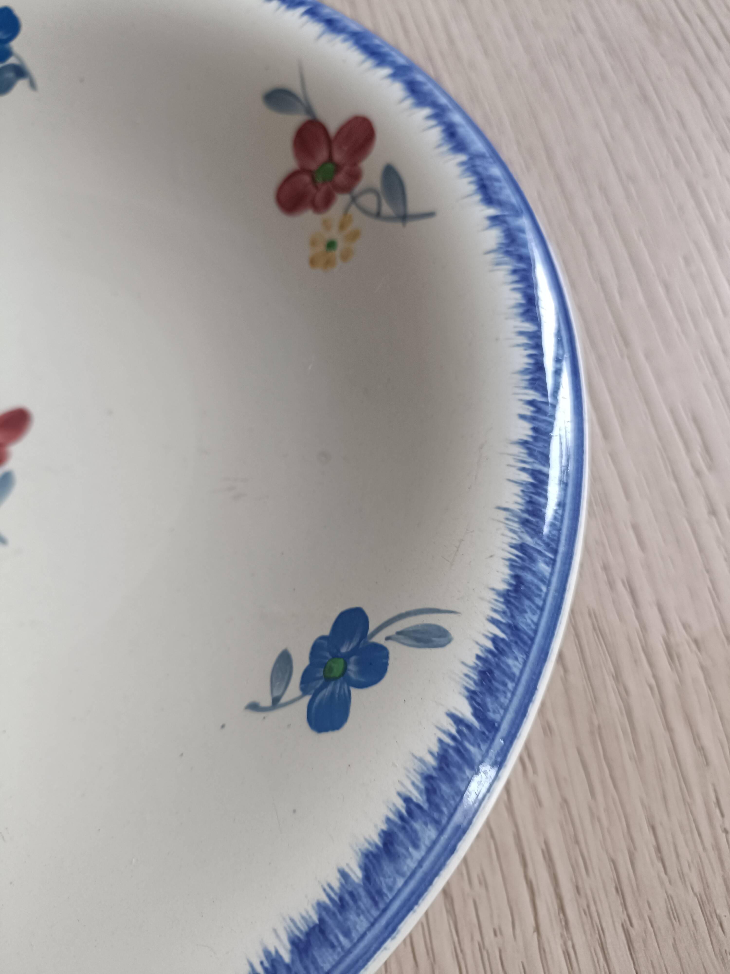 Digoin low compote dish with hand-painted decoration