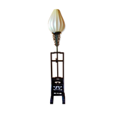 Lotus lamppost