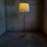 Modern mid-century brass and leather floor lamp Atelje Lyktan, Sweden