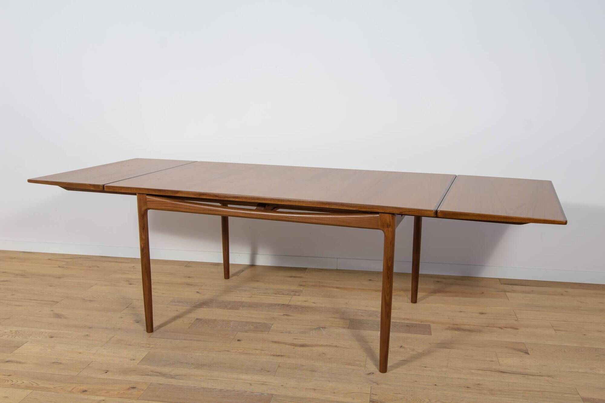 Mid-Century Dining Table by Ib Kofod Larsen for G-Plan, United Knigdom,1960