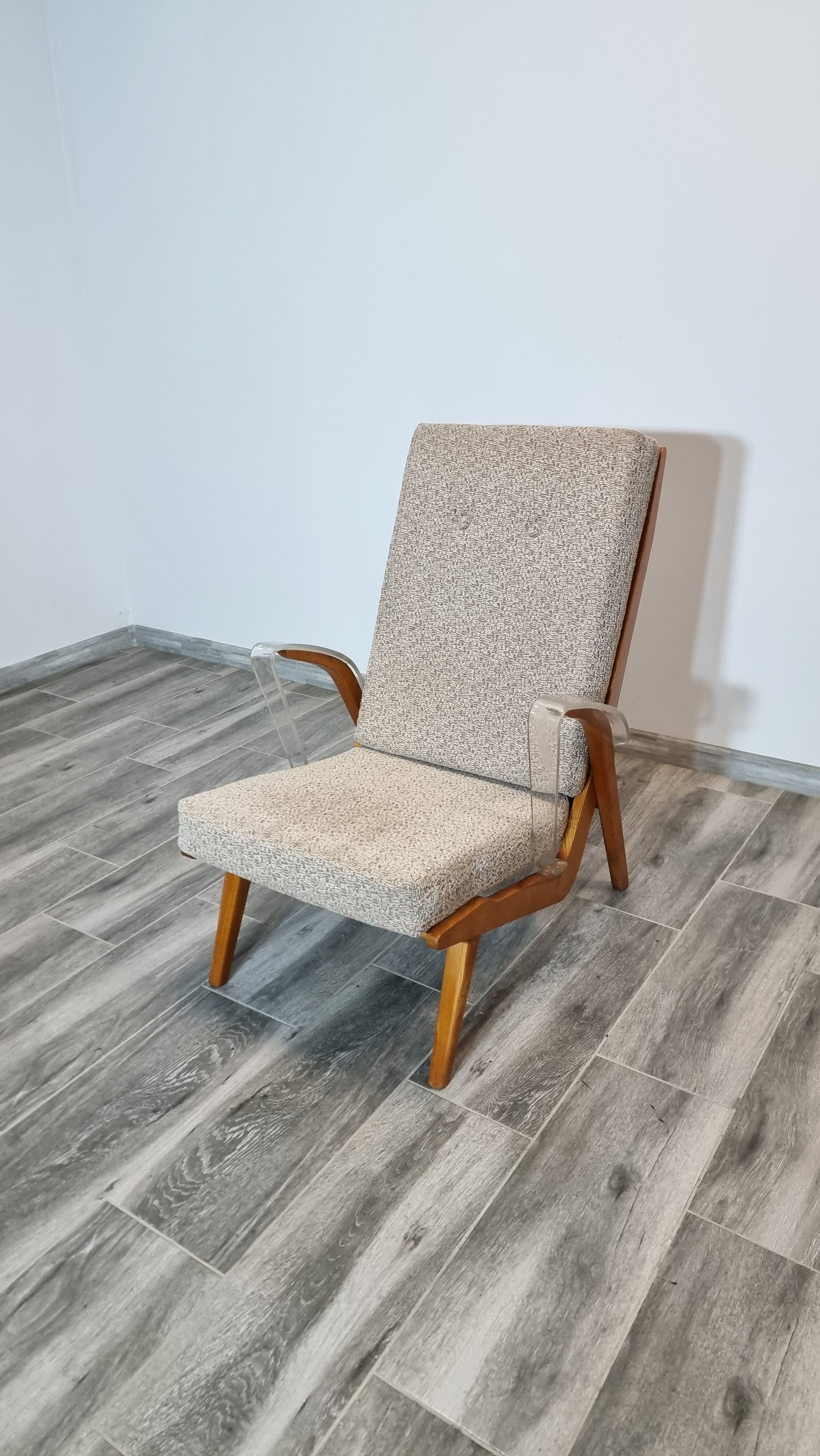 Armchair by Krasna Izba, Uluv