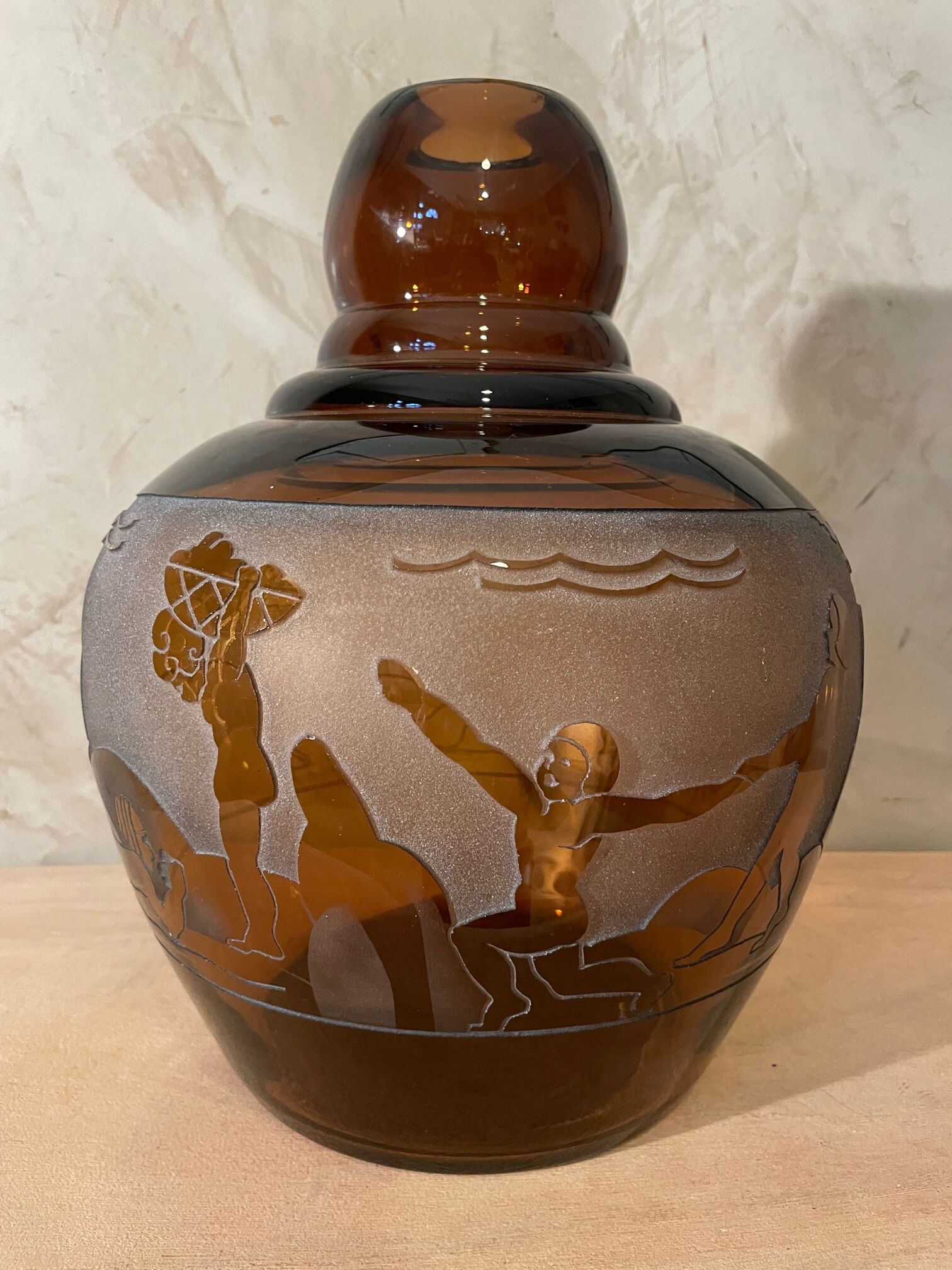Art deco vase signed Berlys