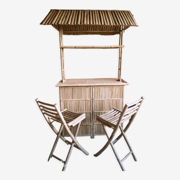Bamboo bar set with two stools