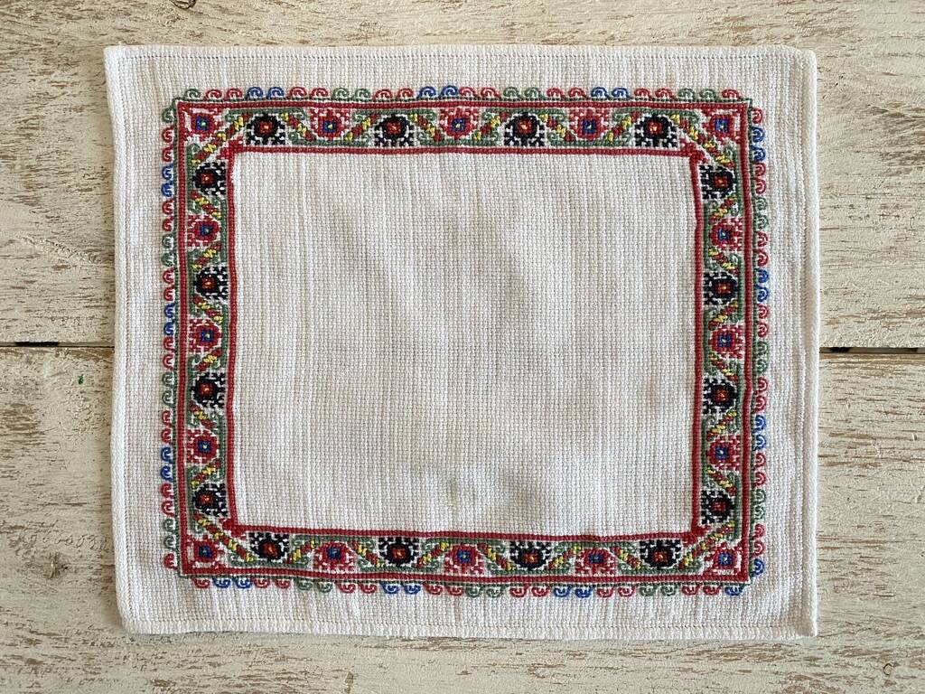 Set of 4 embroidered cross-stitch aperitif napkins - Cotton - 32x27 cm