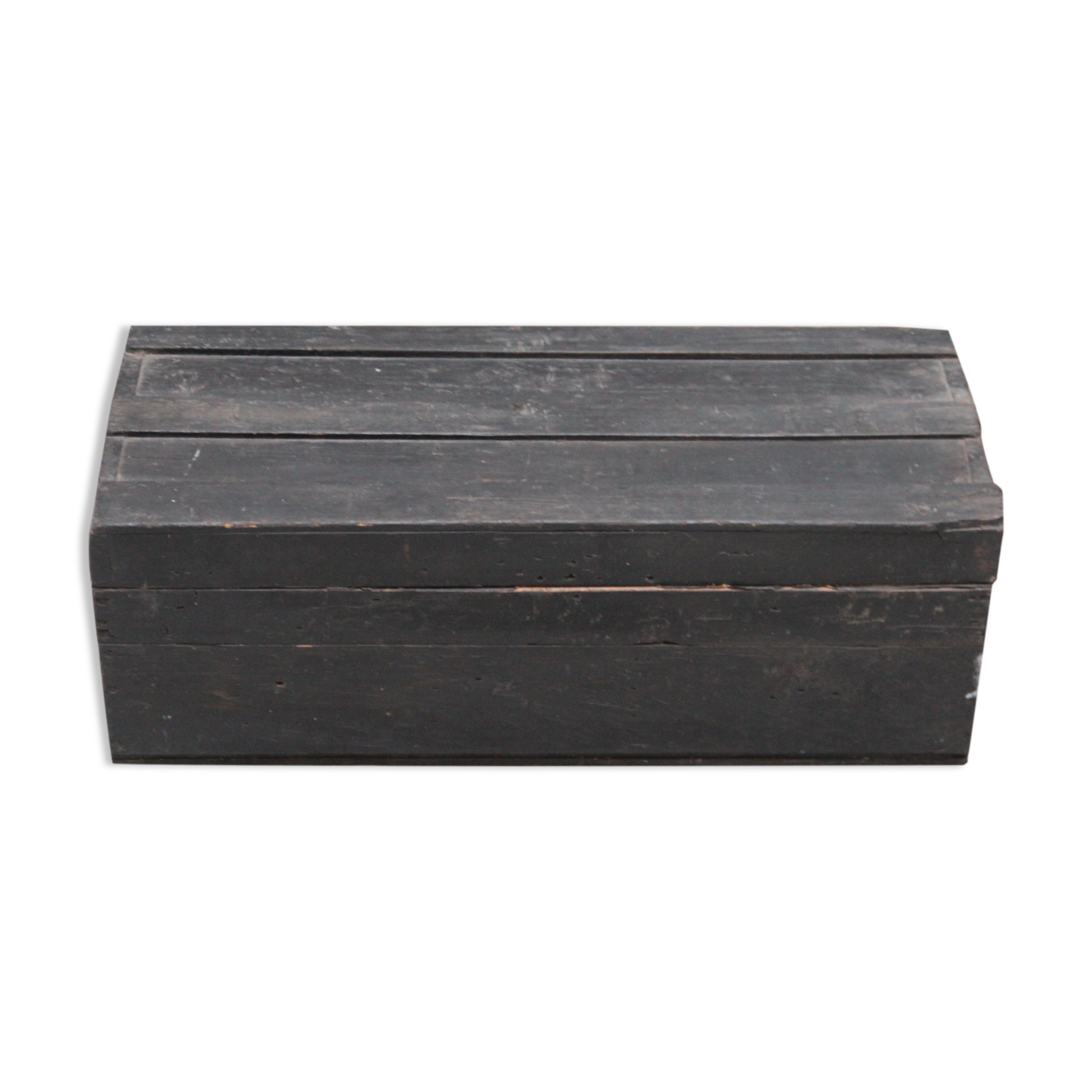 Coffre ancien noir en bois