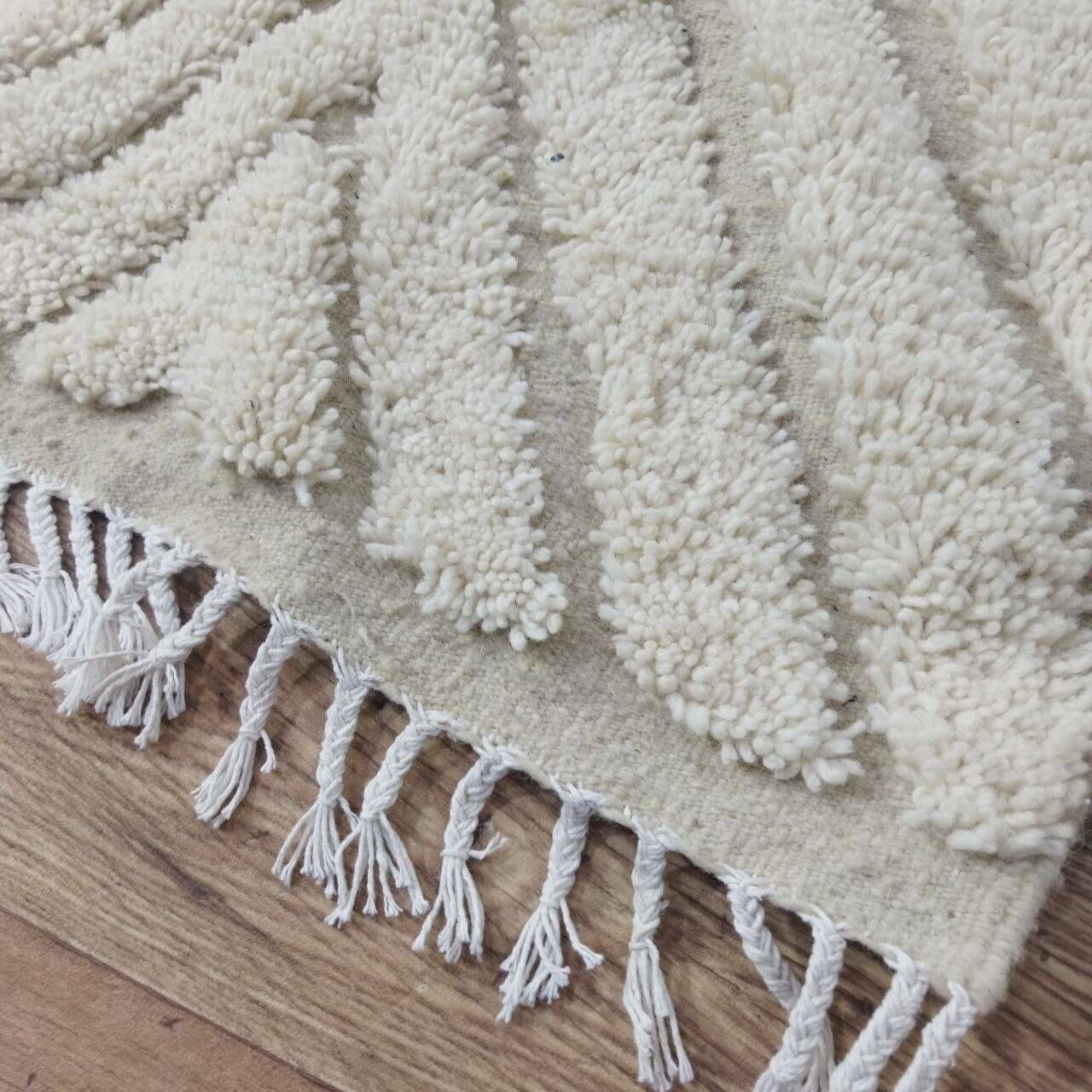 Handmade wool Berber rug 240 X 135 CM