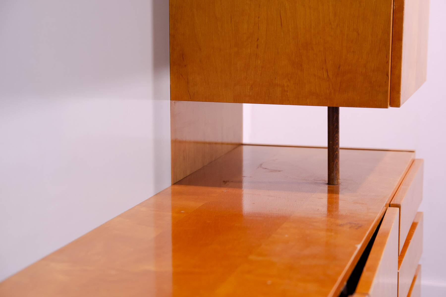 Armoire murale vintage des années 1960 par UP Závody, Tchécoslovaquie