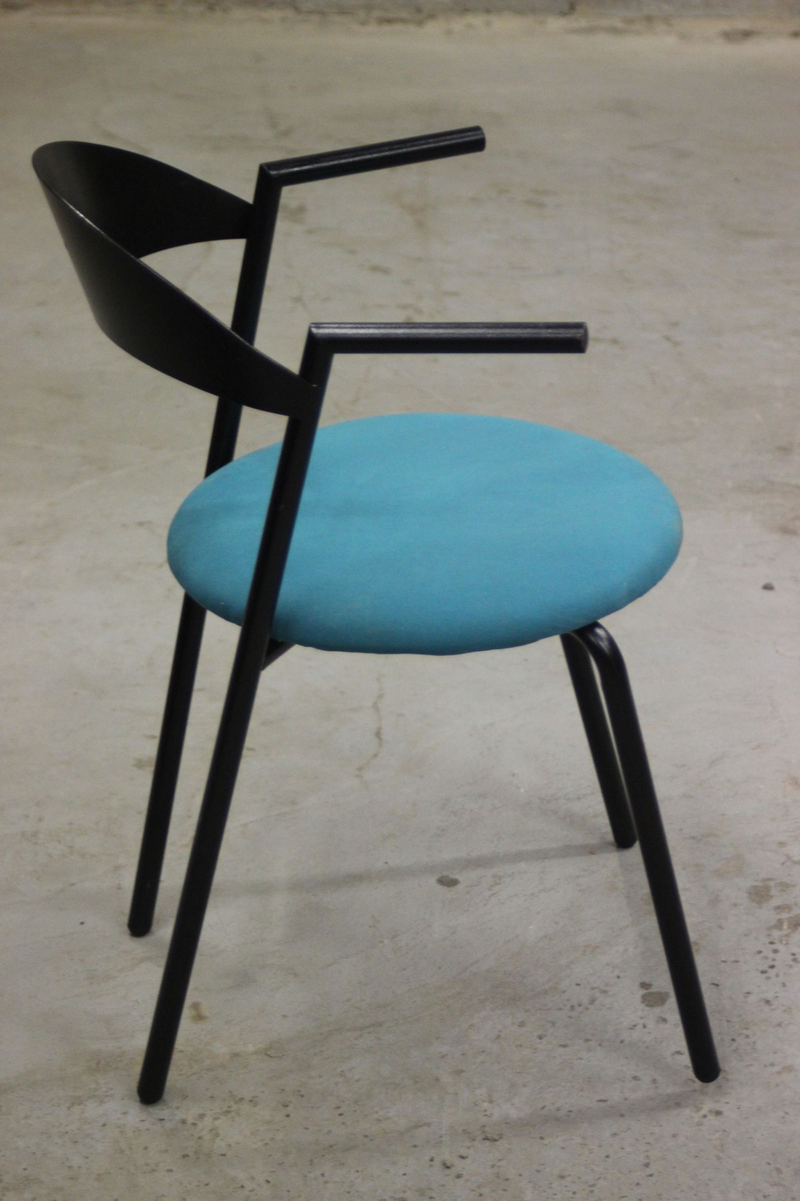 Fly Line Postmodern Office Chair, Italy, 1980s