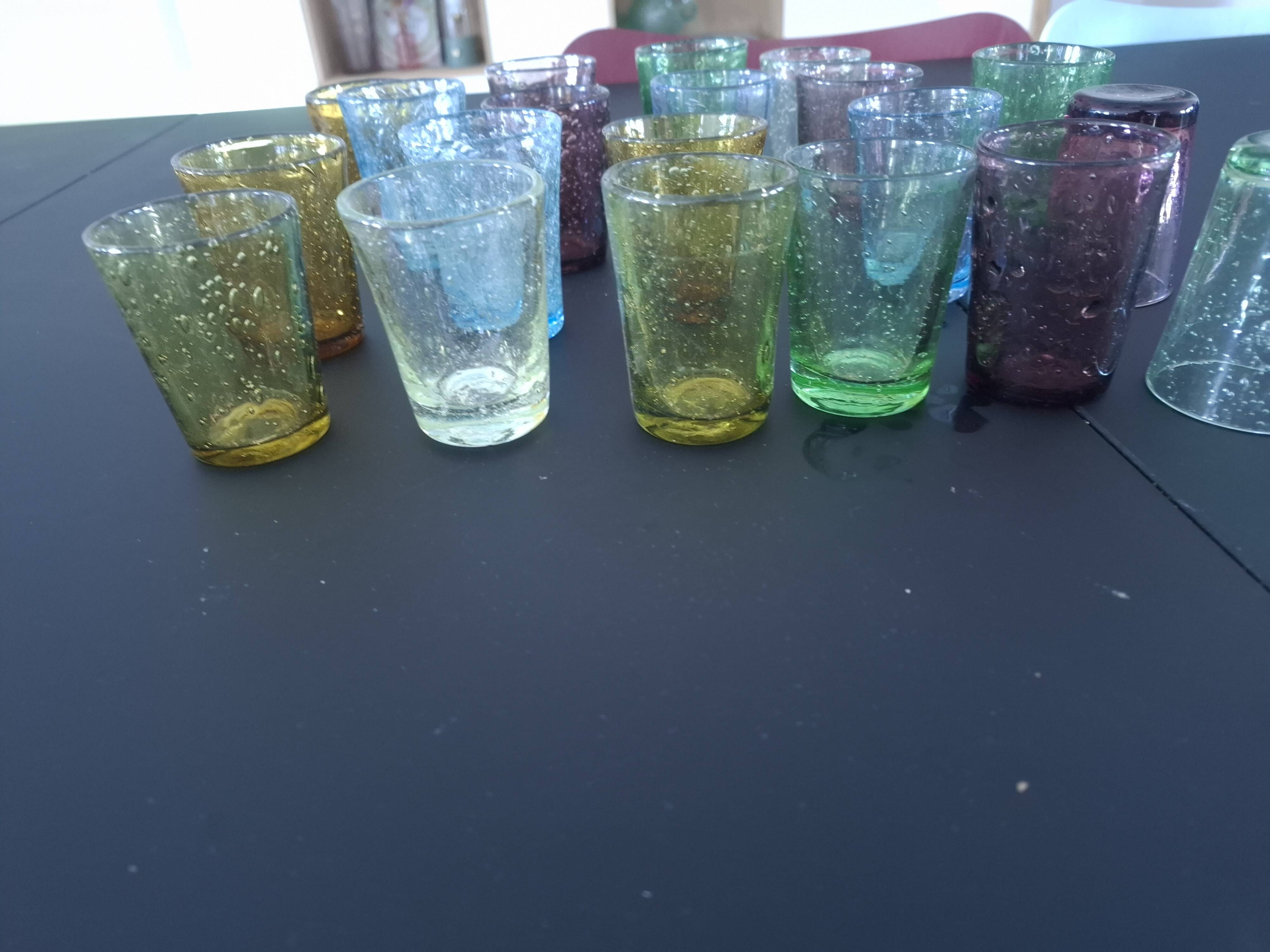 20 verres biot en verre souffle