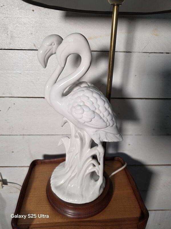 Lampe flamants roses en porcelaine blanche, années 80