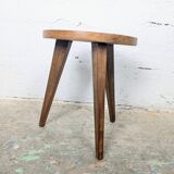 Tabouret tripode brutaliste