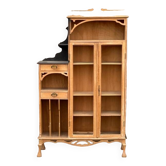 Vitrine d'époque 1900