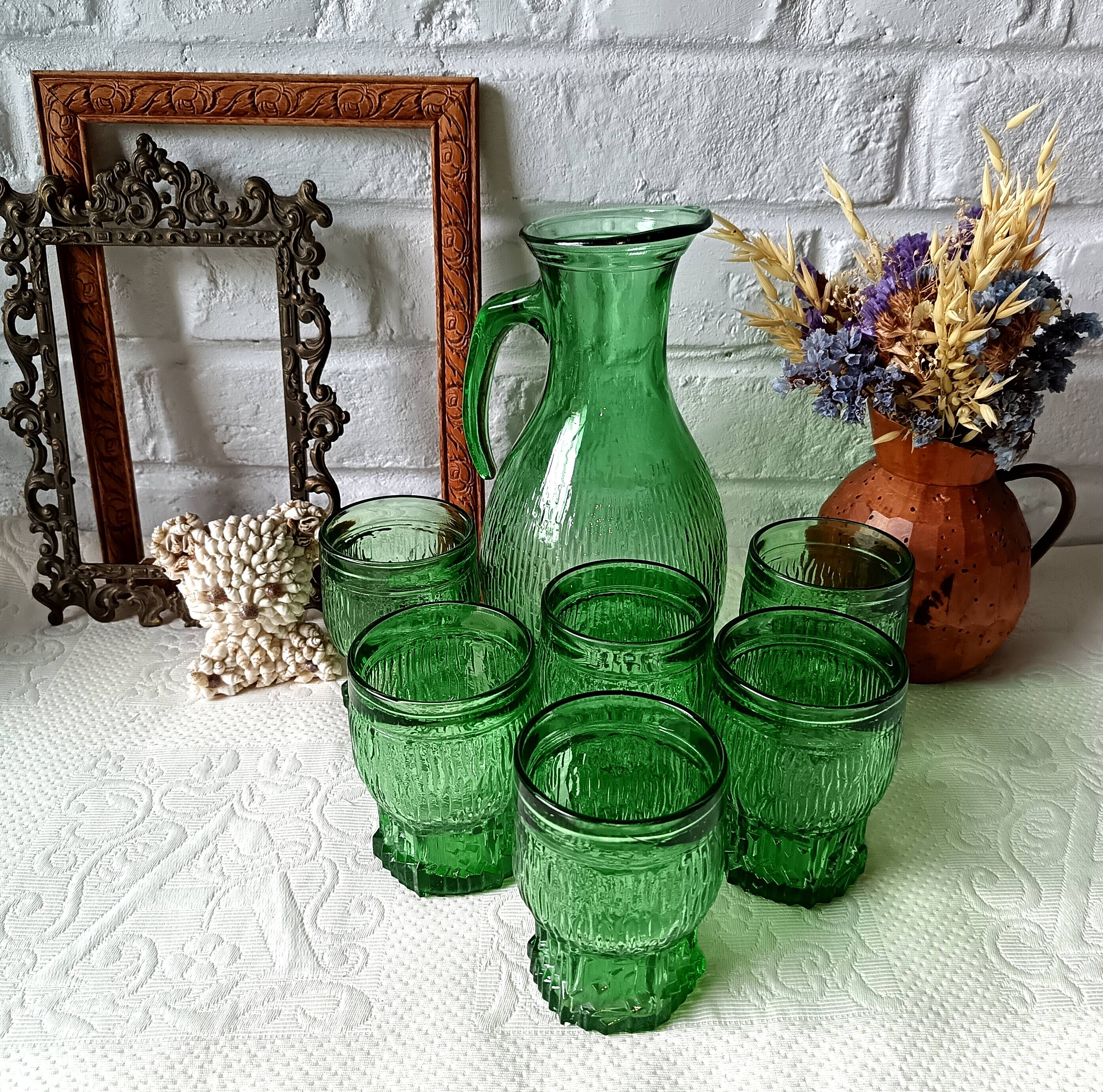 Vintage Bormioli green lemonade service from the 1970s, jug and glasses from Italy.