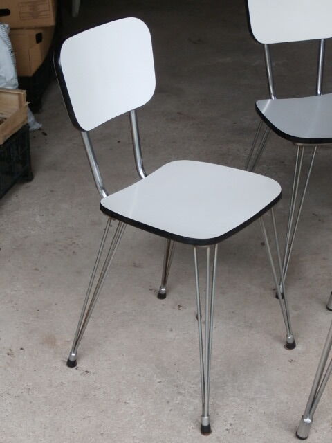 Table and Chair set in formica foot Eiffel Tower of the 1970s