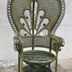 Fauteuil rotin paon patiné vert vintage 1970