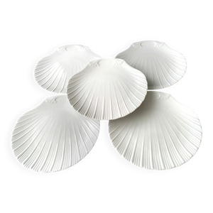 5 assiettes en forme - porcelaine