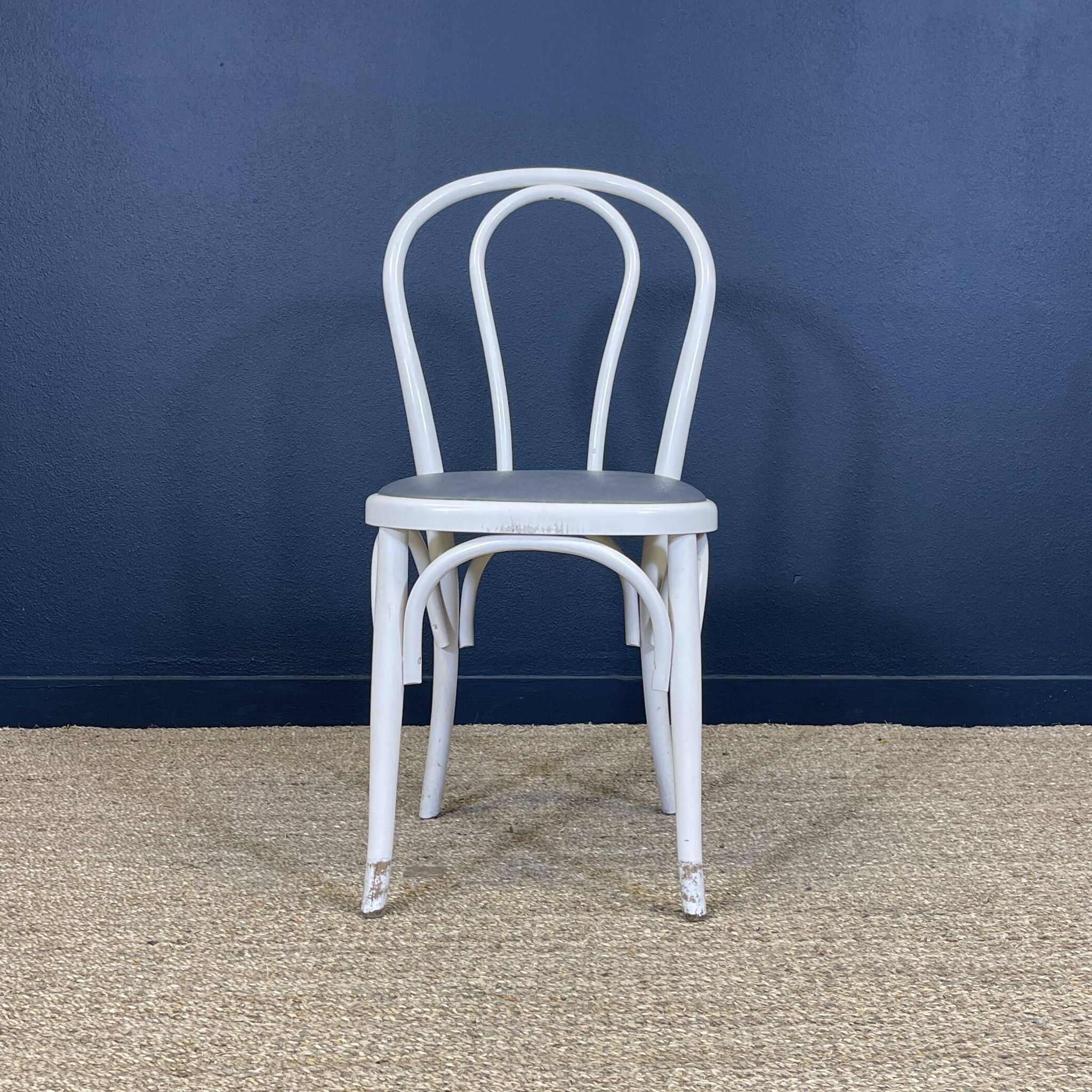 Set of 6 Thonet-type curved wooden bistro chairs