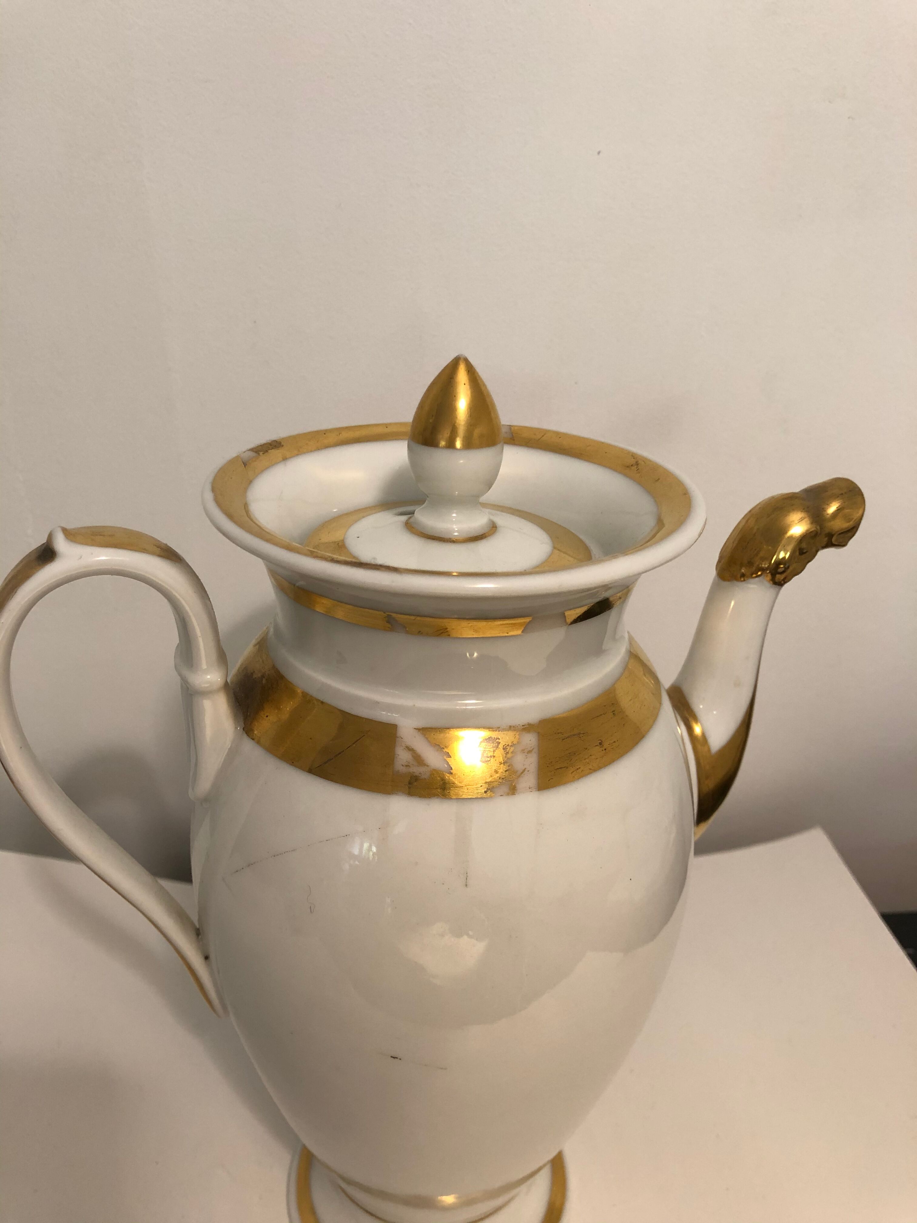 Porcelain coffee maker of old Paris