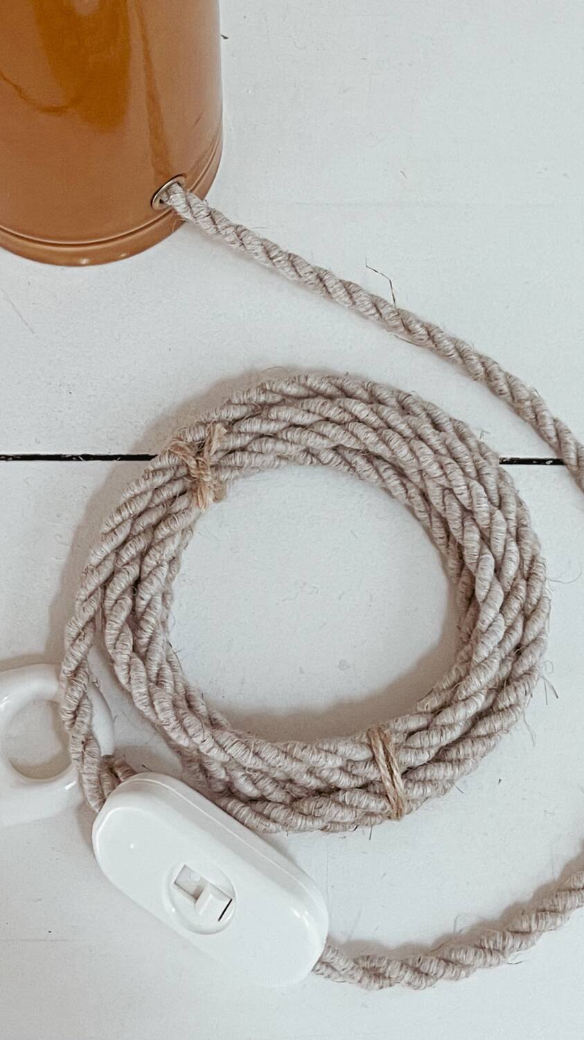 Enamelled stoneware lamp