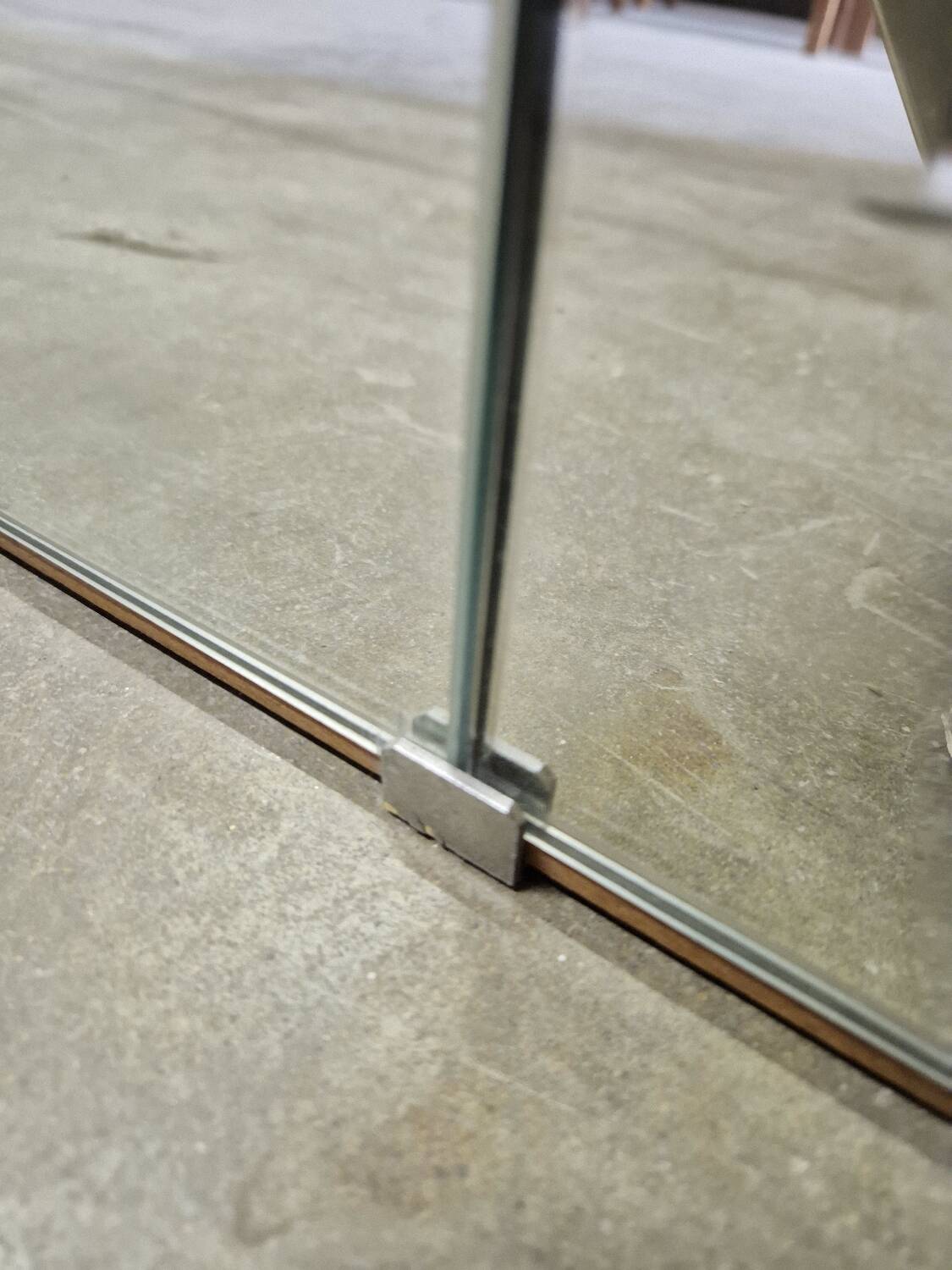 Antique Venetian brasserie mirror in eglomisé glass