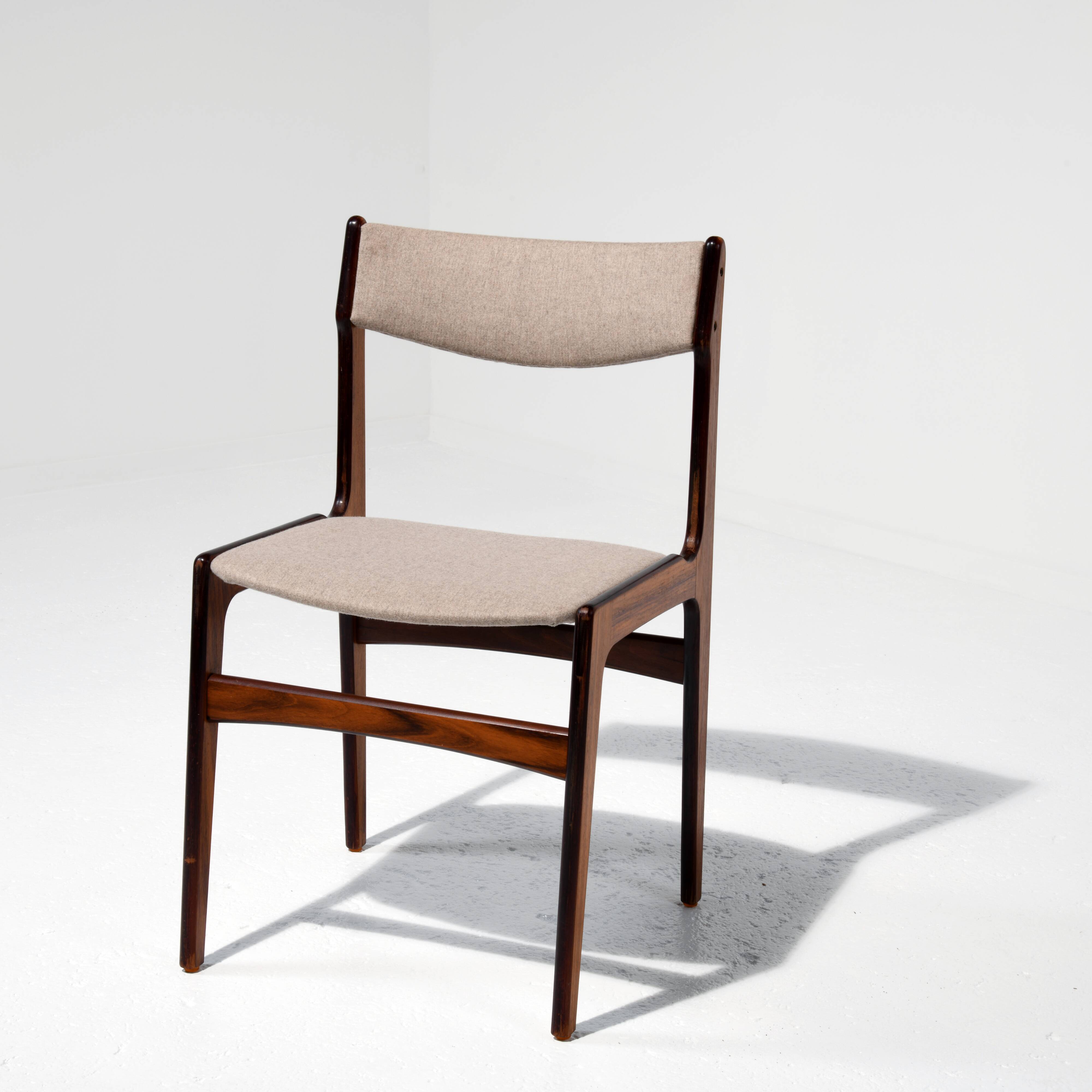 4 Erik Buch chairs