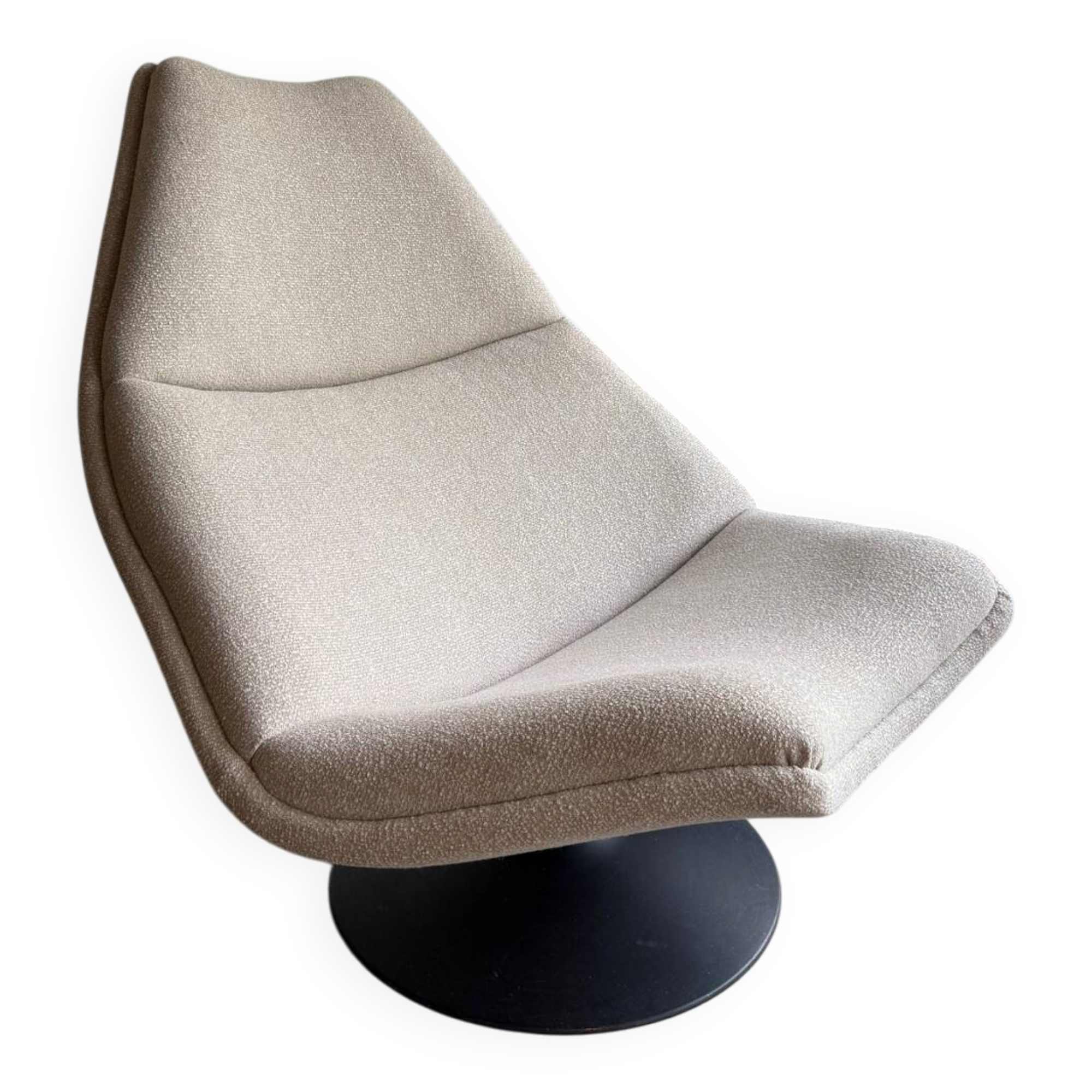 Artifort F510