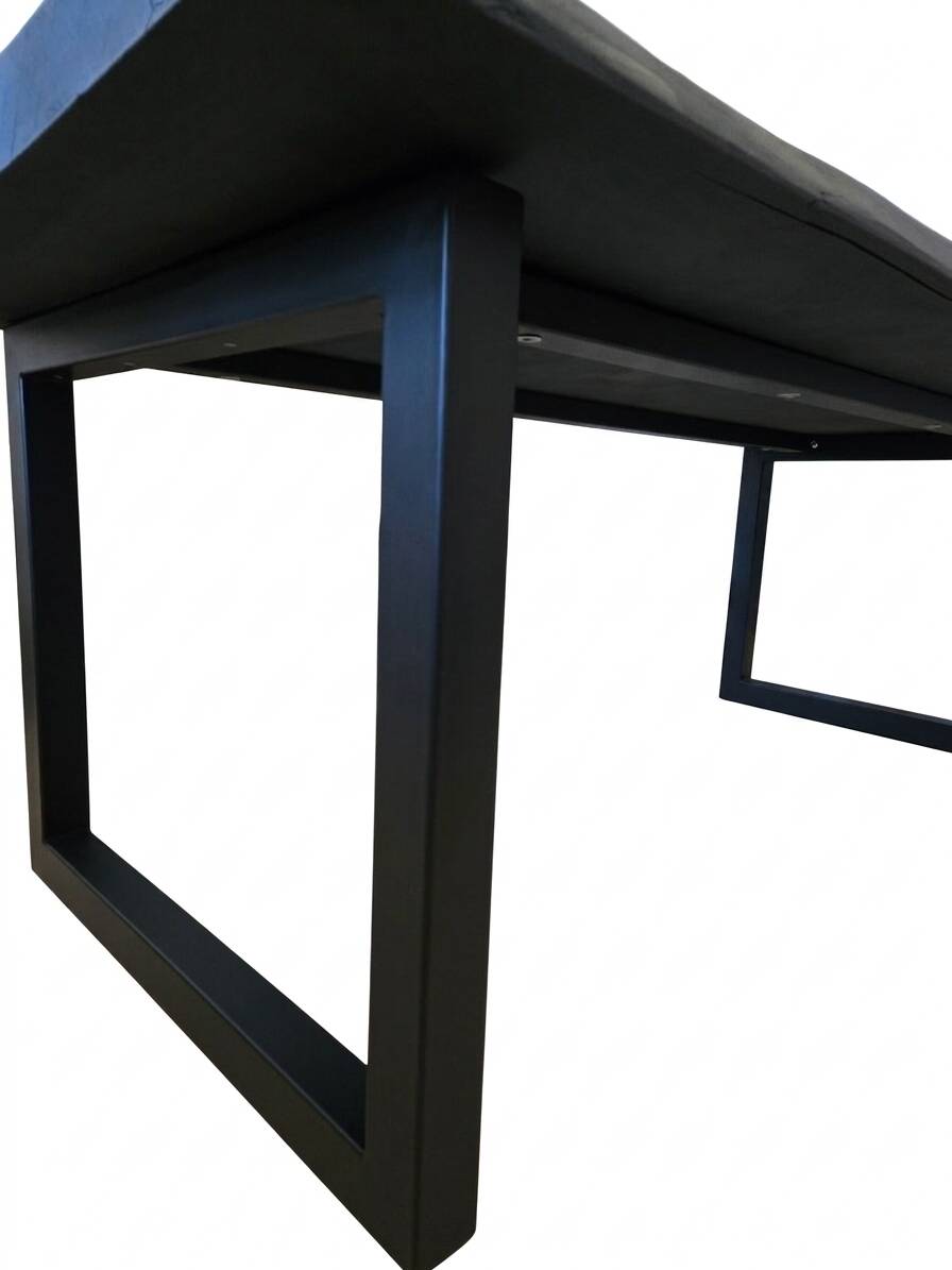 Table KURO