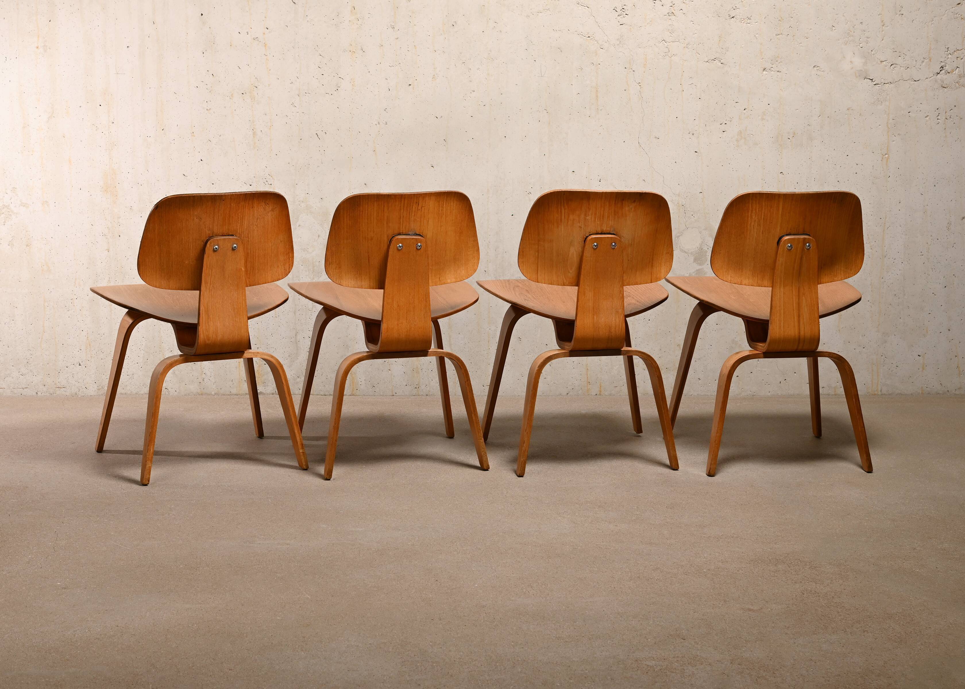 Charles and Ray Eames Early DCW Ash plywood Dining Chairs for Herman Miller