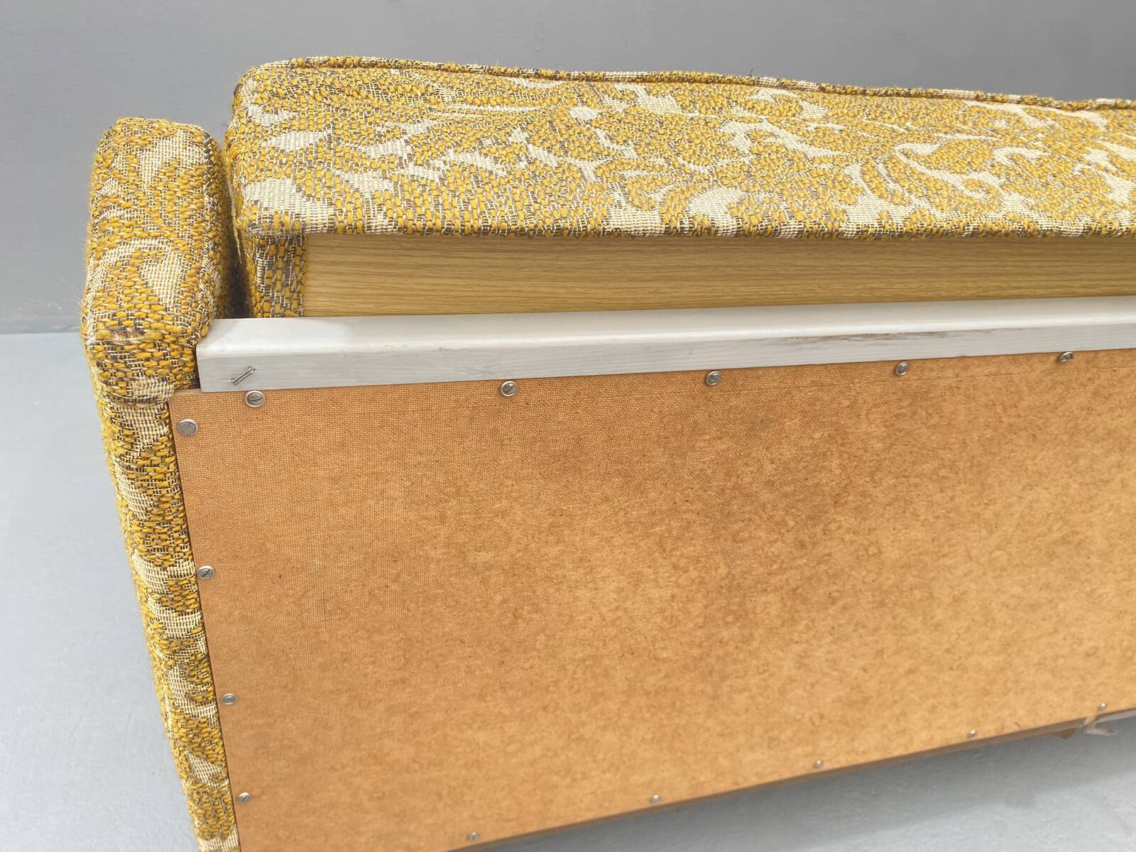 Canapé pliant rembourré du milieu du siècle, années 1970, Europe centrale