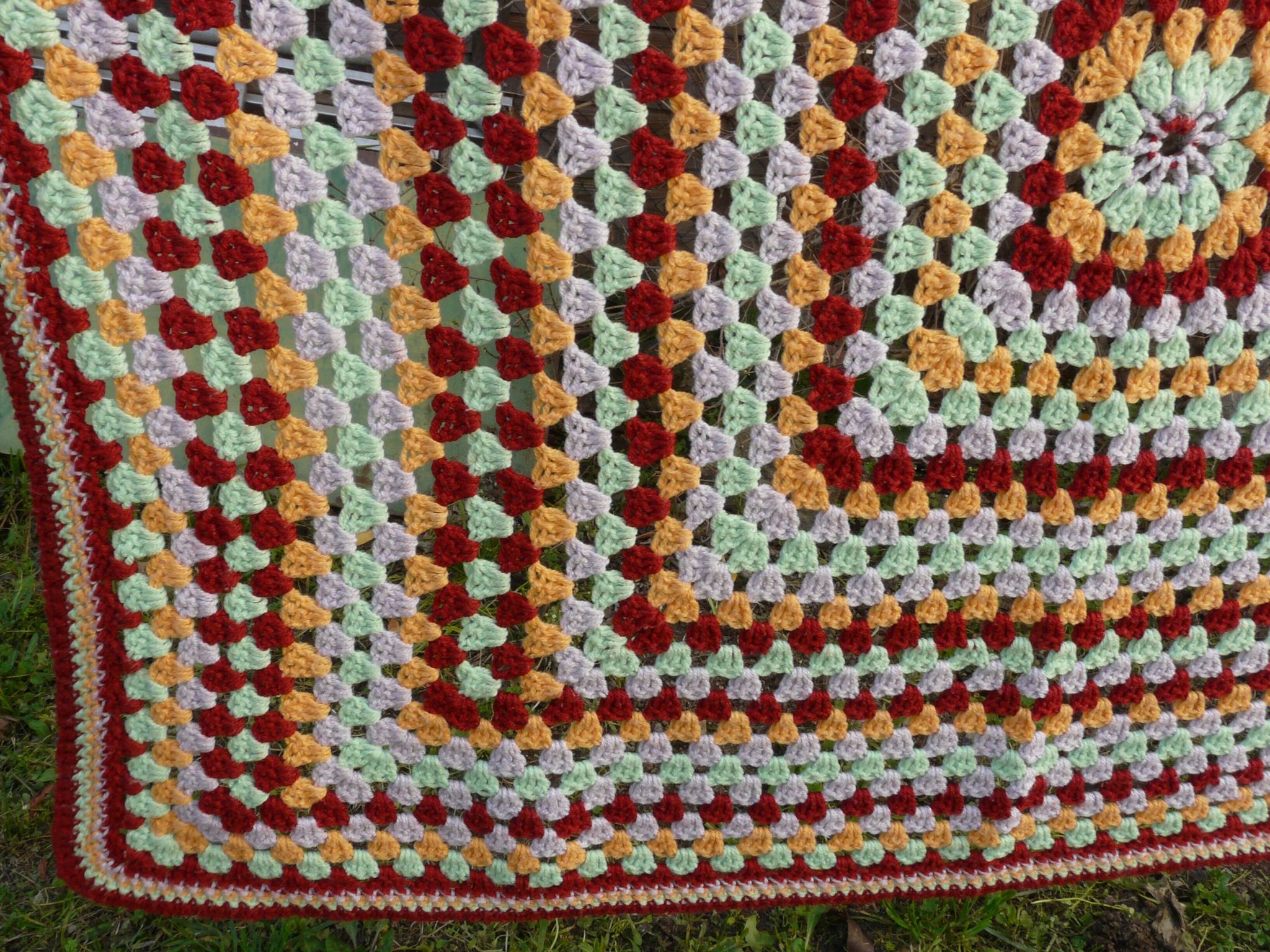 plaid - granny crochet blanket vintage colors 138 x 110 cm