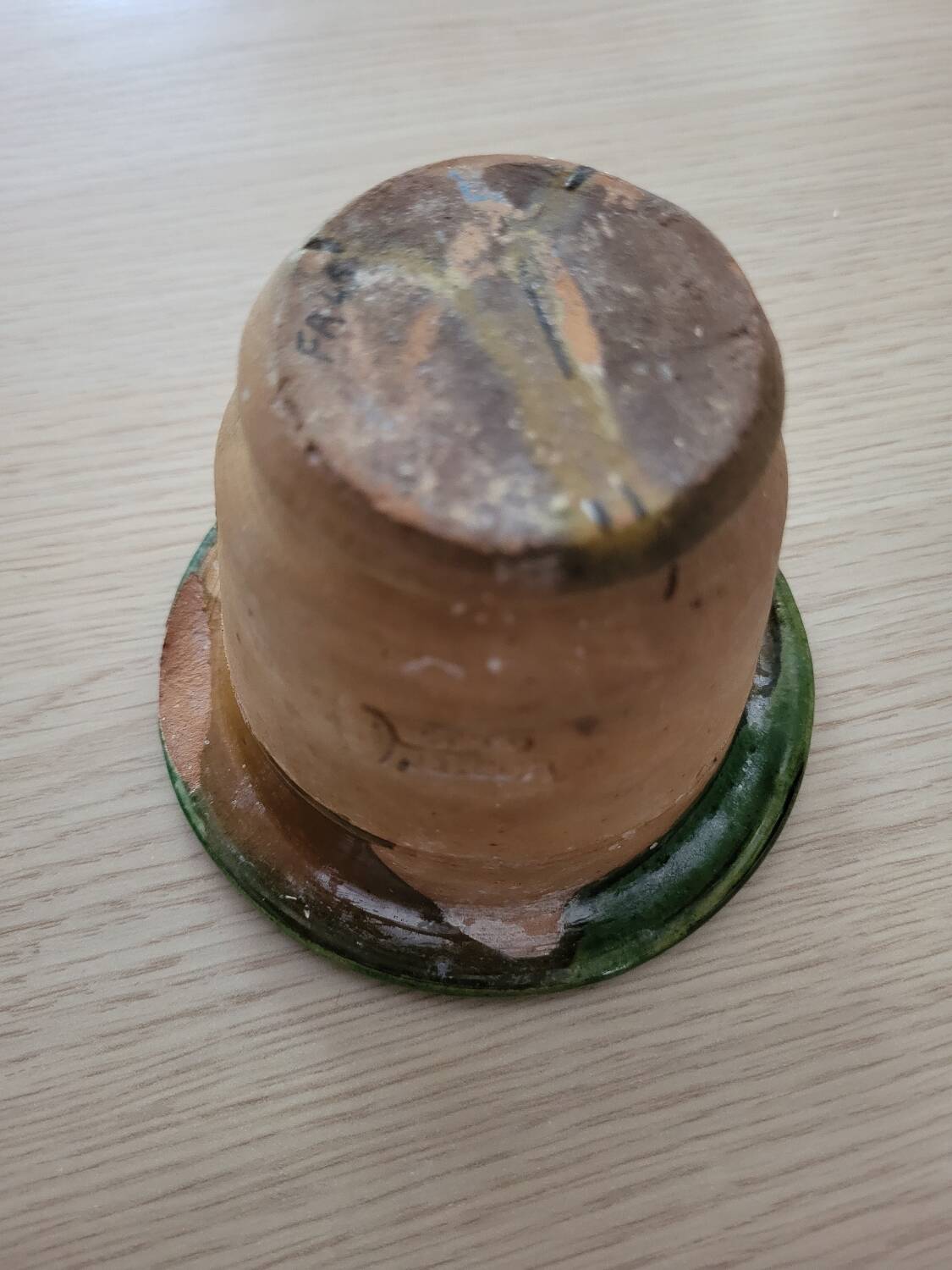 Small pot Tito Ubeda