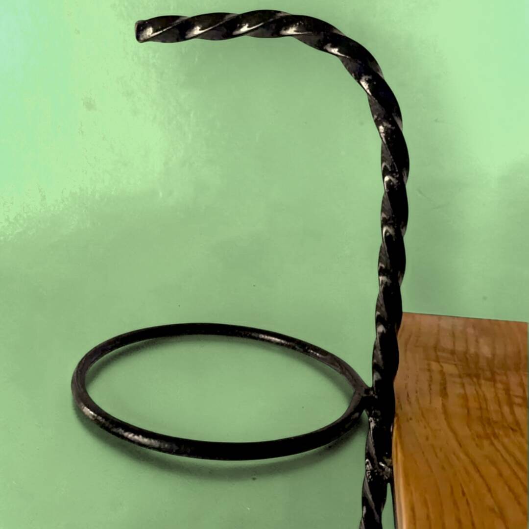 Vintage multifunctional wrought iron magazine rack