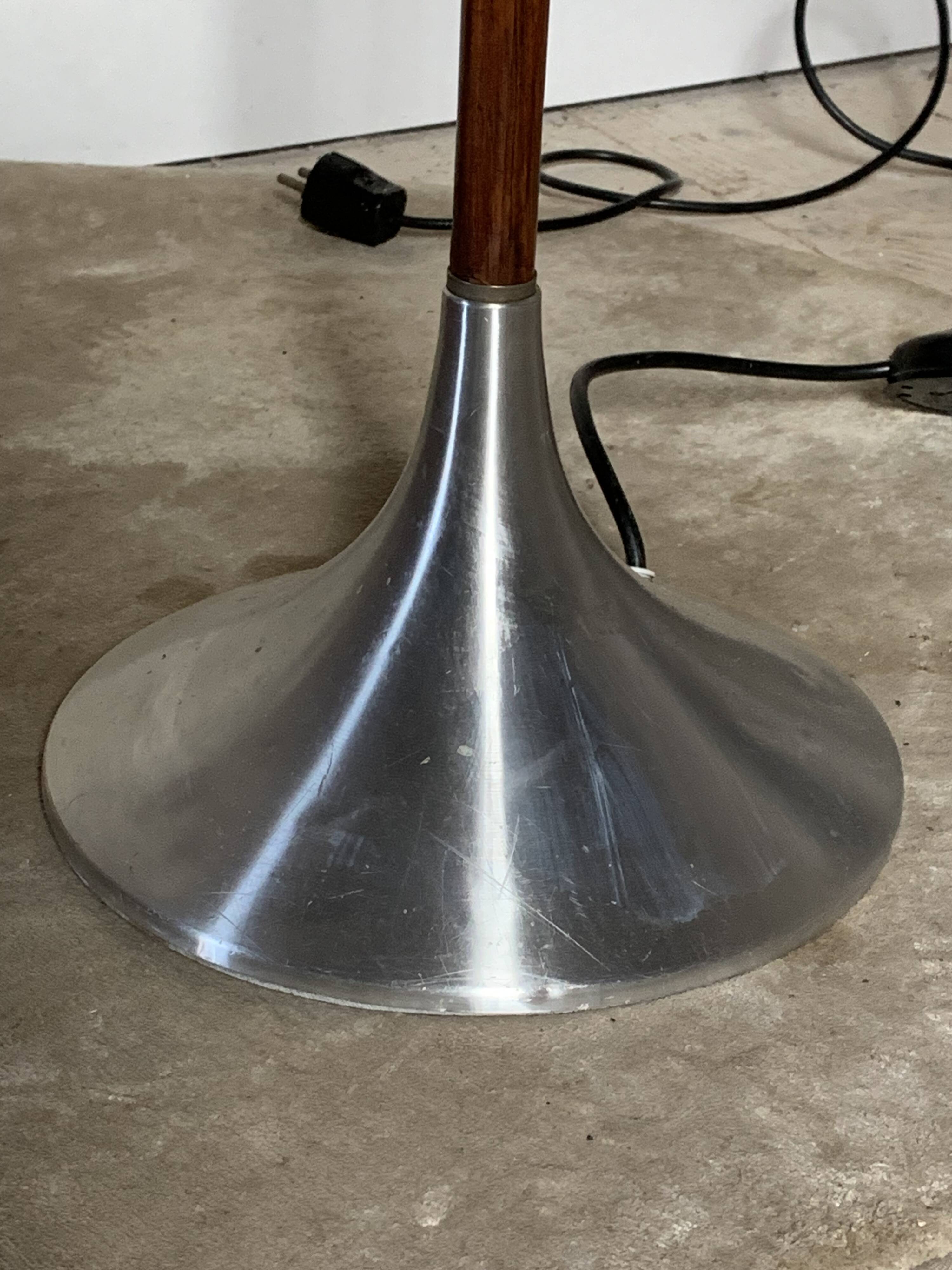 Lampadaire scandinave palissandre pied tulipe vintage