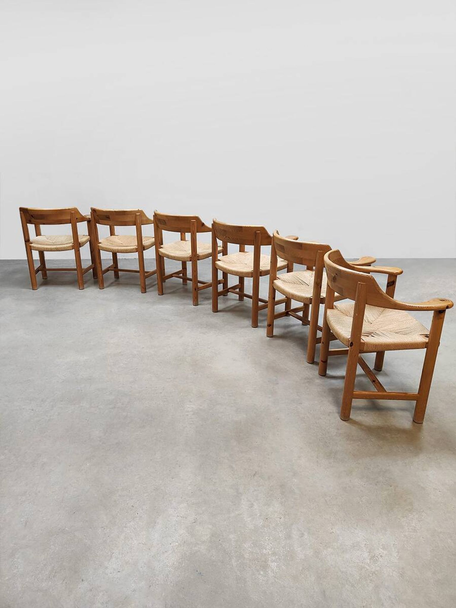 Vintage pine papercord dining chairs Rainer Daumiller